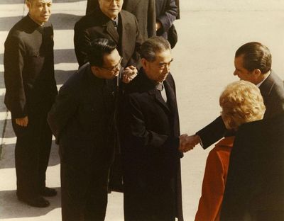 Keywords: å°¼å…‹æ¾è®¿åŽ