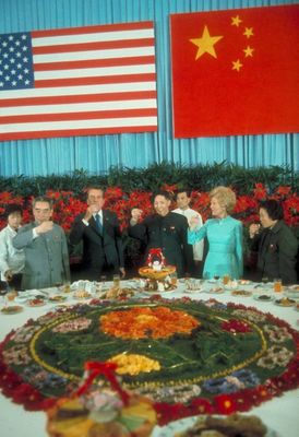 Keywords: å°¼å…‹æ¾è®¿åŽ