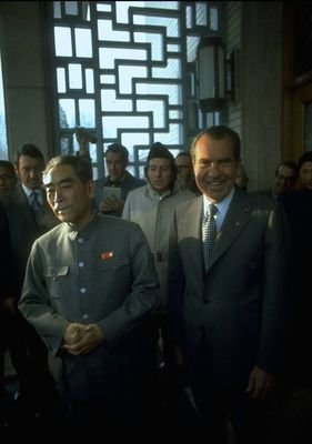 Keywords: å°¼å…‹æ¾è®¿åŽ