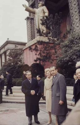 Keywords: å°¼å…‹æ¾è®¿åŽ