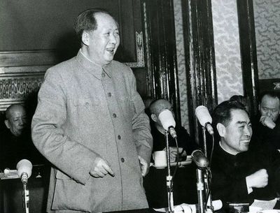 1956å¹´1æœˆ20æ—¥ï¼Œæ¯›æ³½ä¸œå‘¨æ©æ¥åœ¨å…³äºŽçŸ¥è¯†åˆ†å­é—®é¢˜ä¼šè®®ä¸Š
