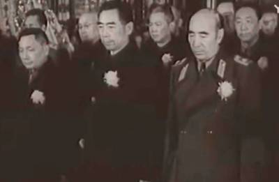 å‘¨æ©æ¥ æž—å½ª é‚“å°å¹³å‚åŠ é™ˆèµ“è¿½æ‚¼ä¼š
